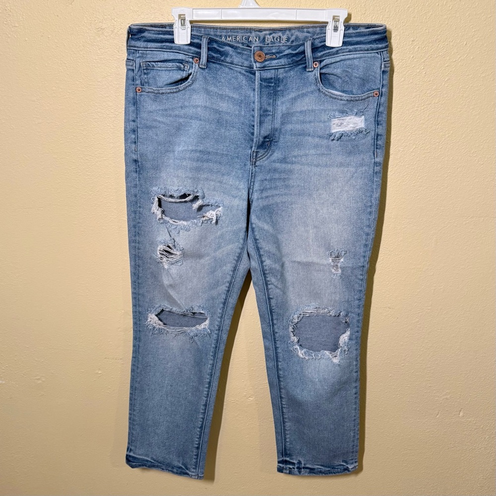 Distressed American Eagle Jeans in the Tomgirl Style